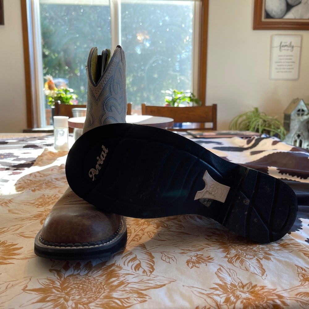 Brown Justin side zip roper